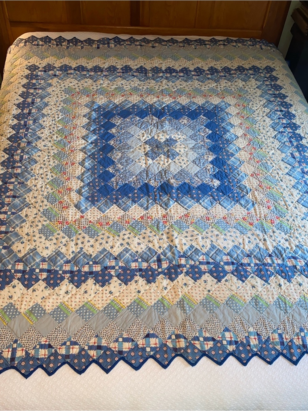 Antique Vintage Hand Sewn Feed Sack Flour Sack Quilt 70” X 73” -AA1